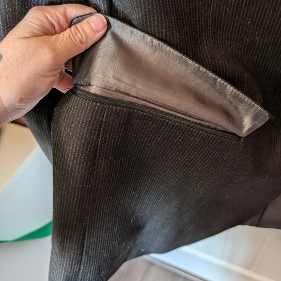 Vintage Givenchy Blazer USA Made Pinstripe Black/Grey Mens - Picture 7 of 7